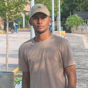 Meet your Posher, Diego